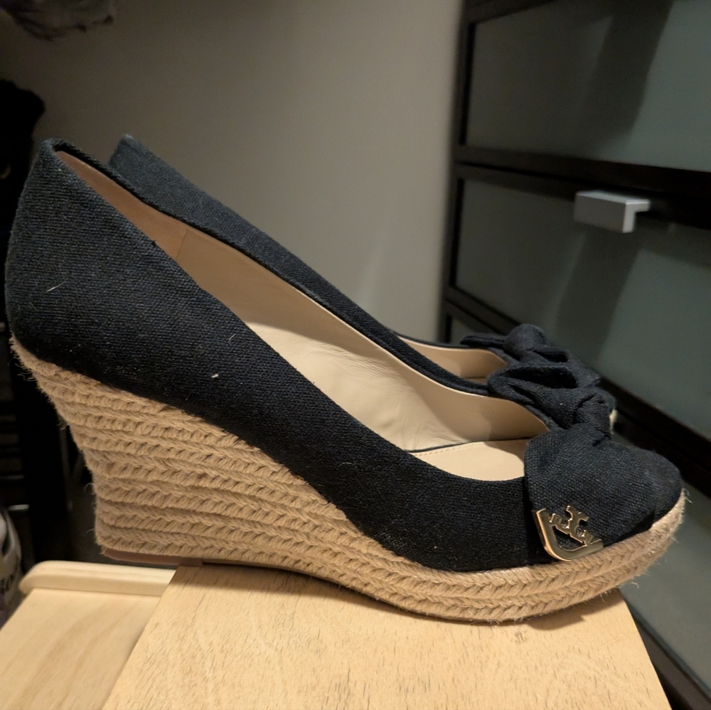 Tory Burch Black Canvas Peep Toe Wedge Pumps - Picture 7 of 10